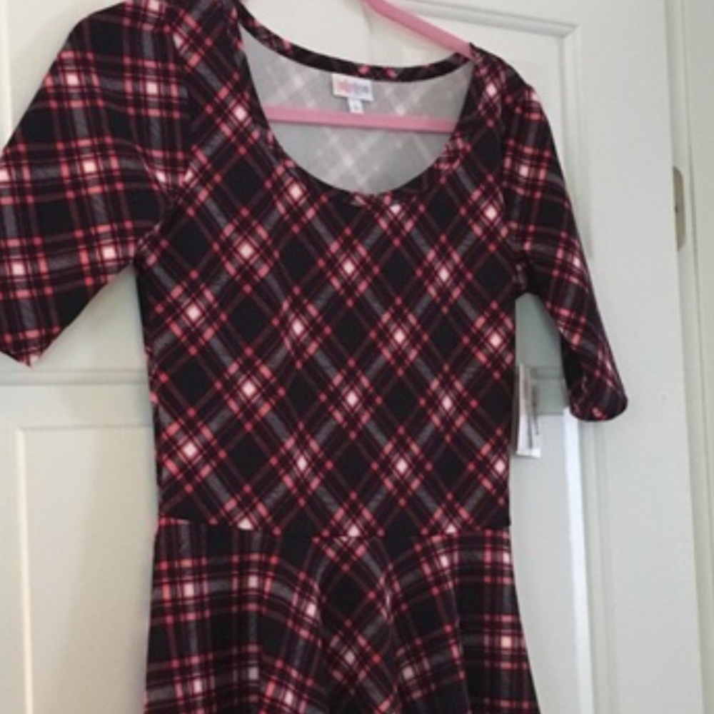 XS Lularoe Nicole